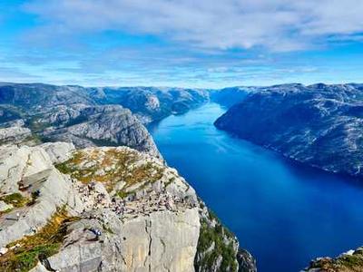 The most recent volcanoes on Mars were surprisingly active